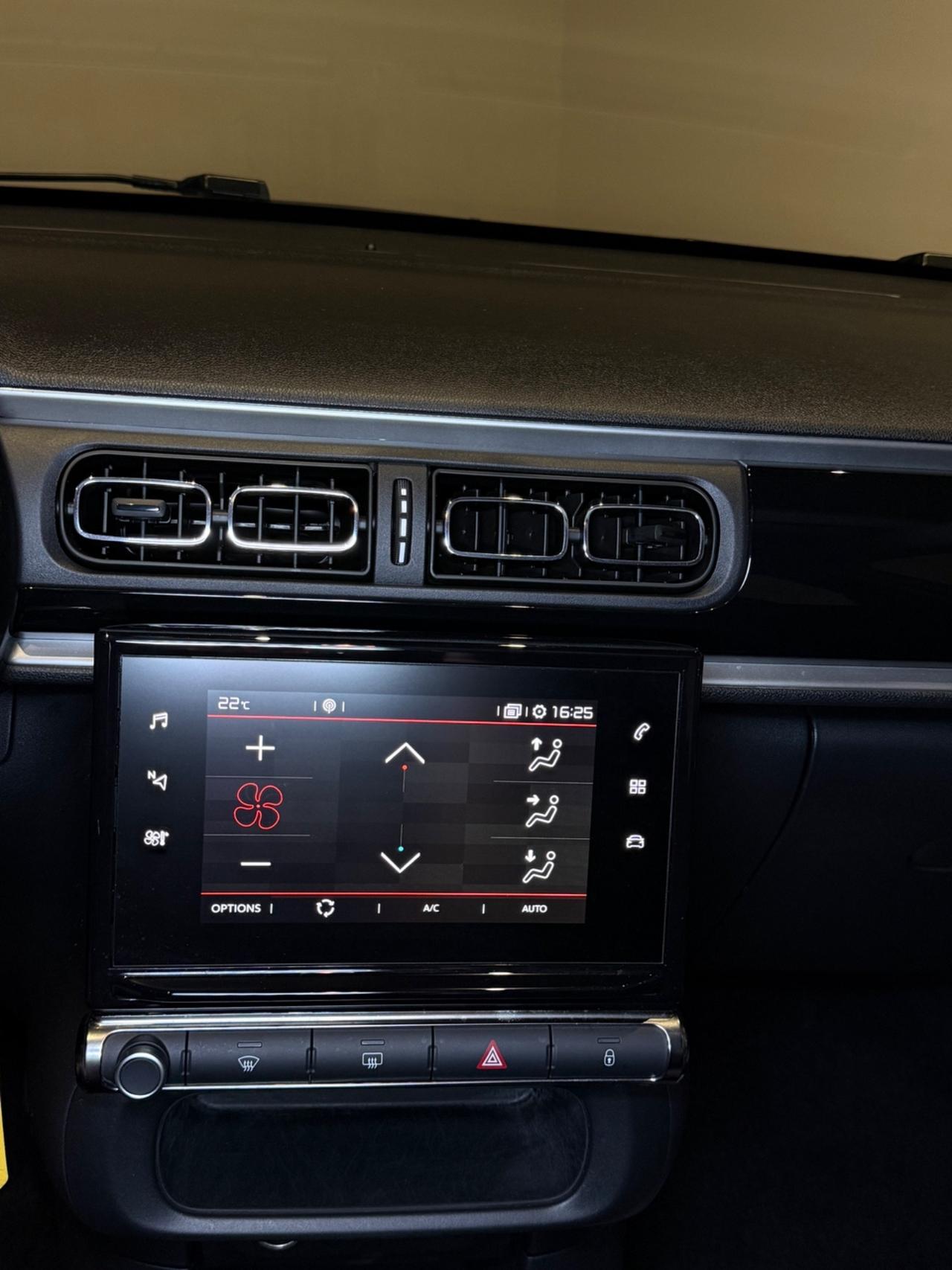 Citroen C3 PureTech 110 S&S Shine