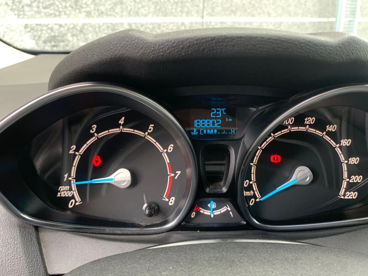 Ford Fiesta 1.4 5p. Bz.- GPL Titanium