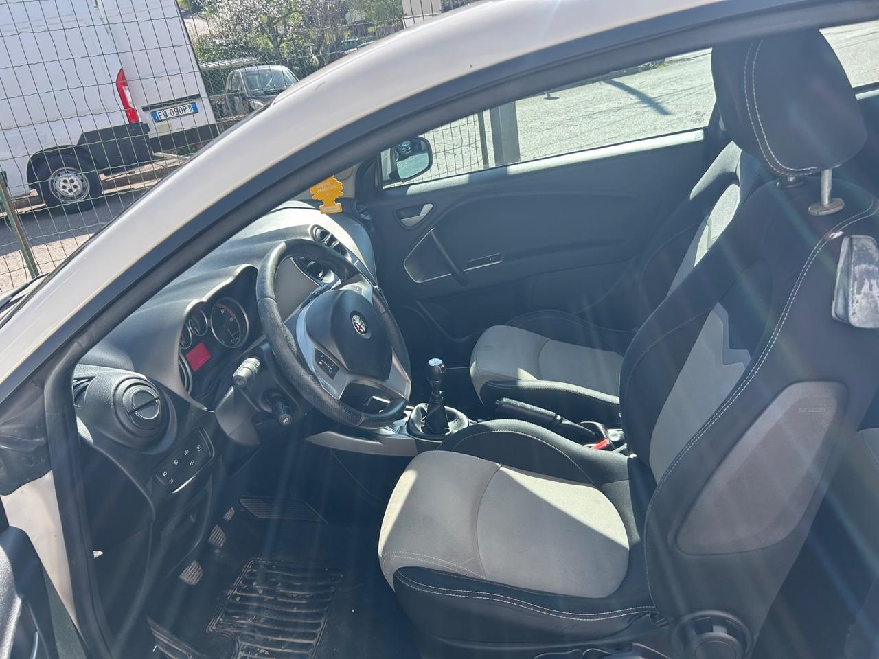 Alfa Romeo MiTo 1.6 JTDm-2 S&S Distinctive