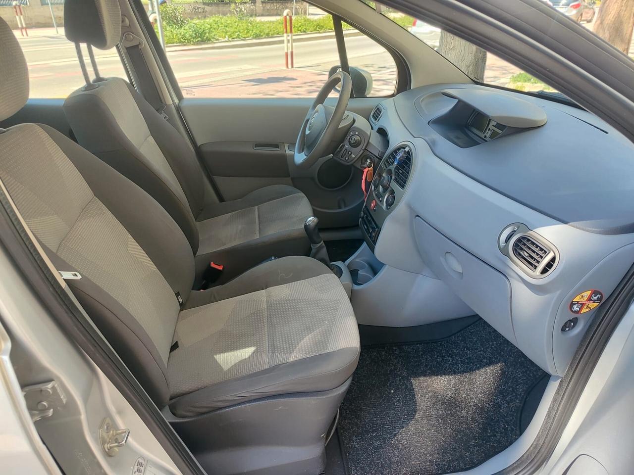 Renault Modus 1.2 Benz. 75CV (98000 KM)!