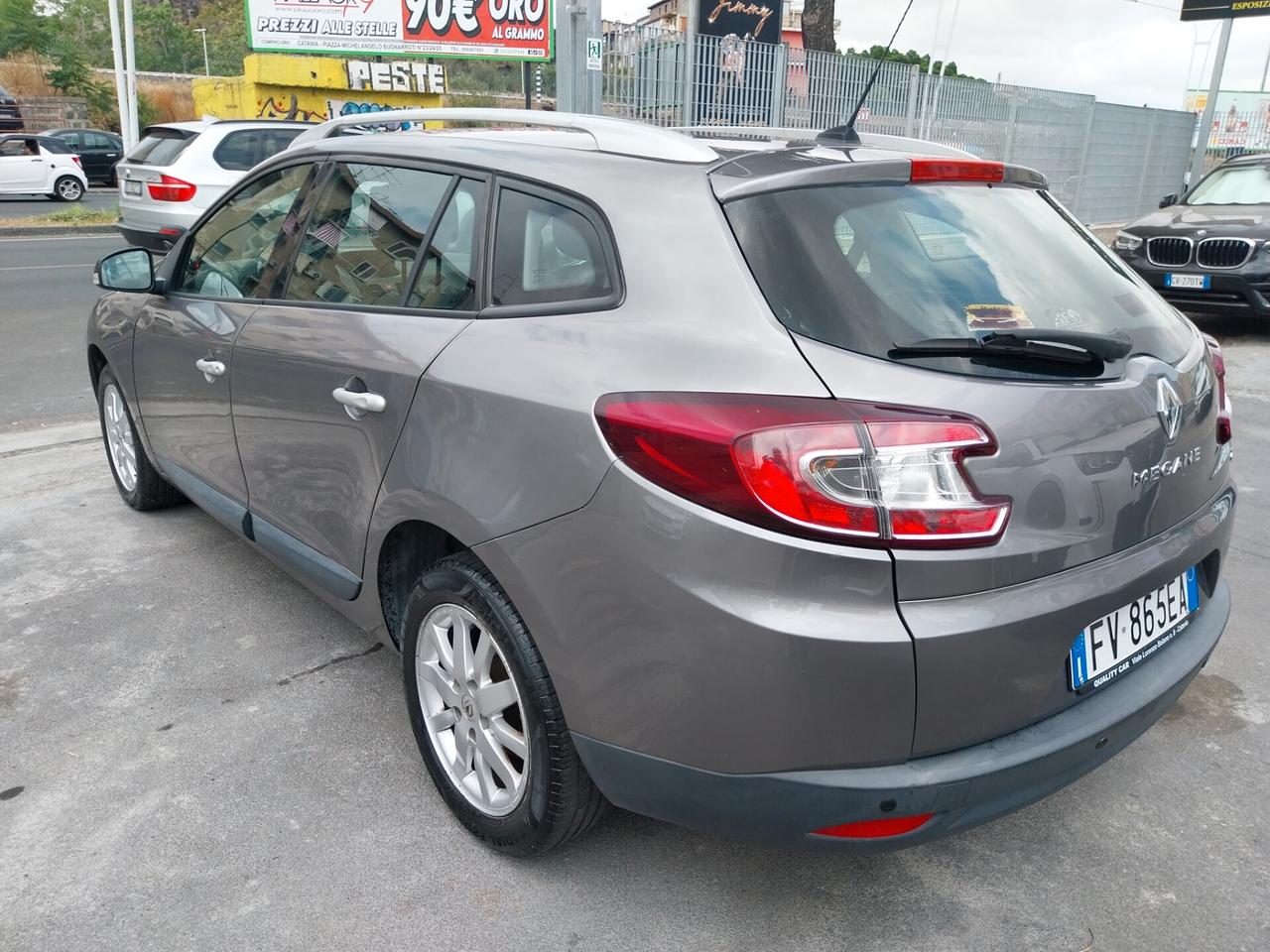 RENAULT MEGANE 1.5 DIESEL STATION WAGON 2011