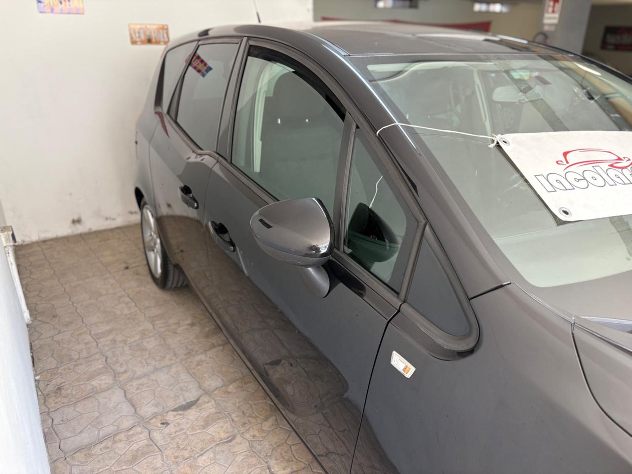 Opel Meriva 1.4 16V GPL-TECH Club