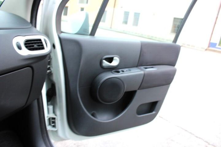 Renault Modus 1.5 dCi 85CV Dynamique clima automatico 5porte cerchi in lega radio cd neopatentati