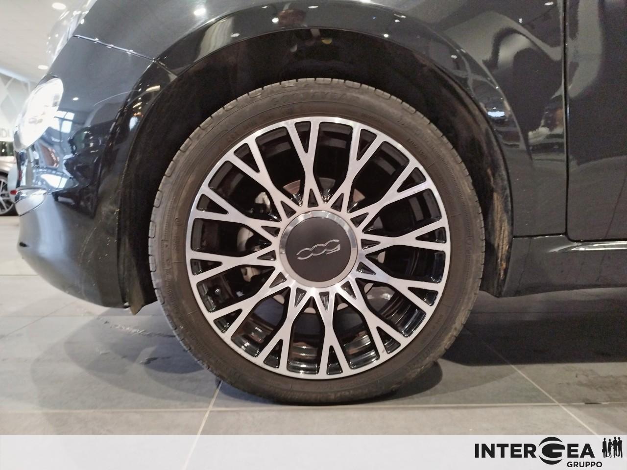 FIAT 500 1.0 hybrid Dolcevita 70cv - cerchio 16''