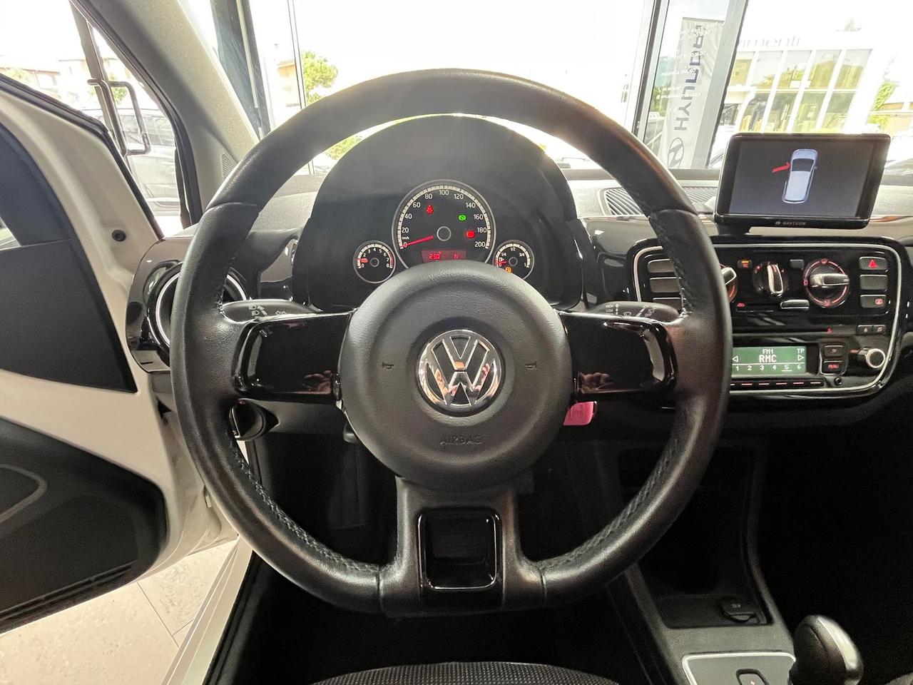 Volkswagen up! 1.0 75 cv #5636