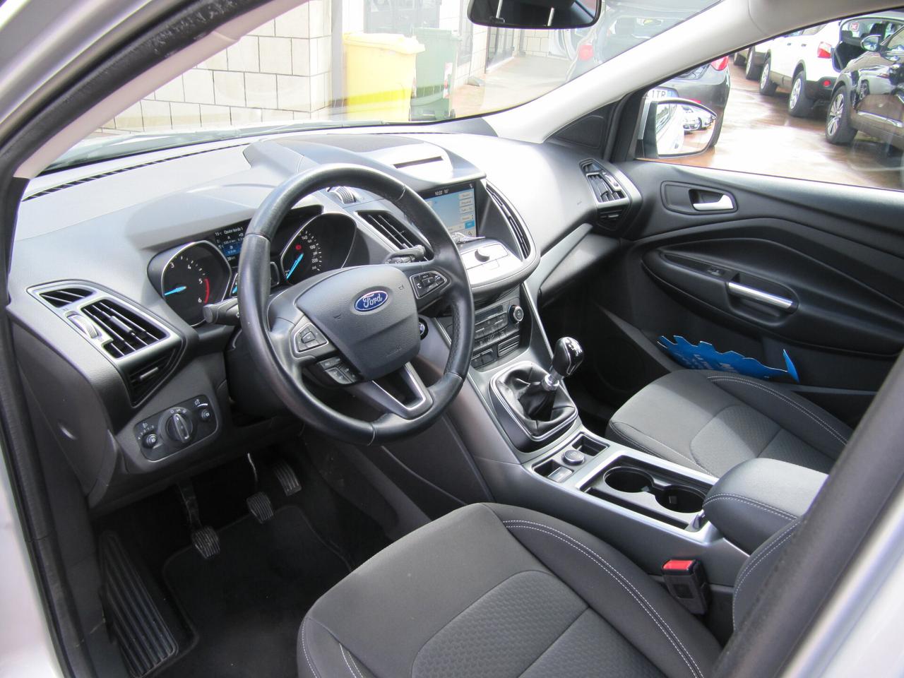Ford Kuga 1.5 TDCI 120 CV S&S 2WD Business