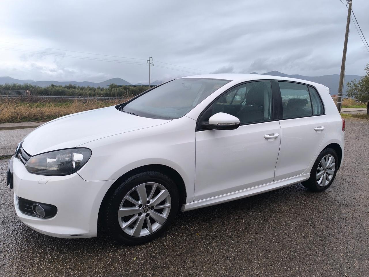 Volkswagen Golf 1.6 TDI DPF 5p. Highline