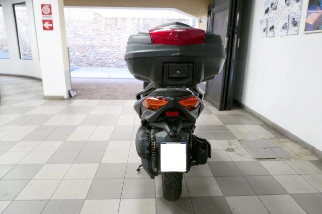 YAMAHA X-MAX 300 Tech Max