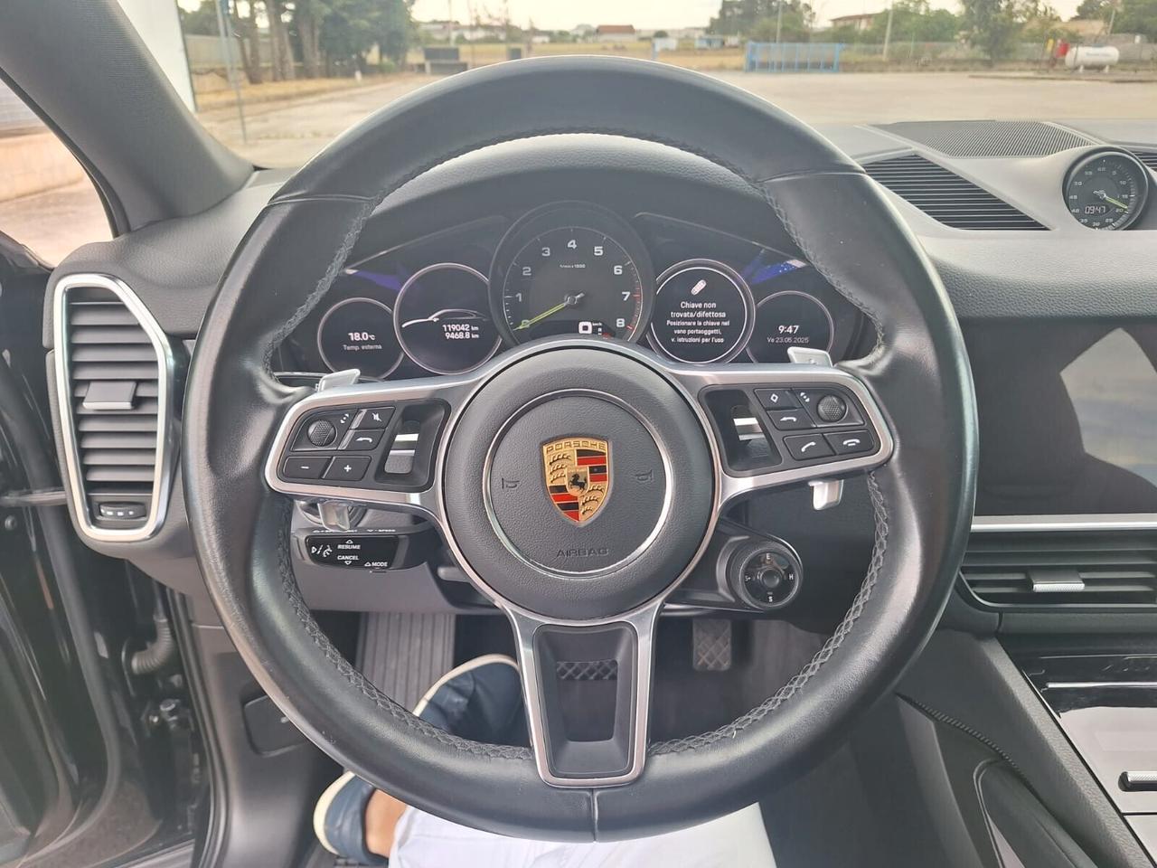 Porsche Cayenne 3.0 V6 E-Hybrid-BENZINA