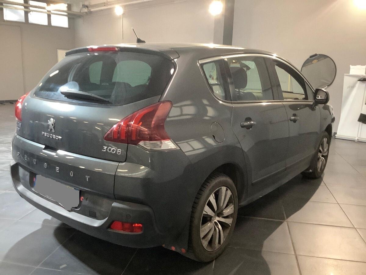 Peugeot 3008 1.6 Blue-HDi 120cv Active Restayling