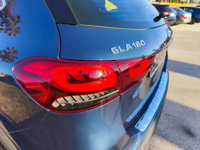MERCEDES-BENZ GLA 180 Automatic Sport Plus