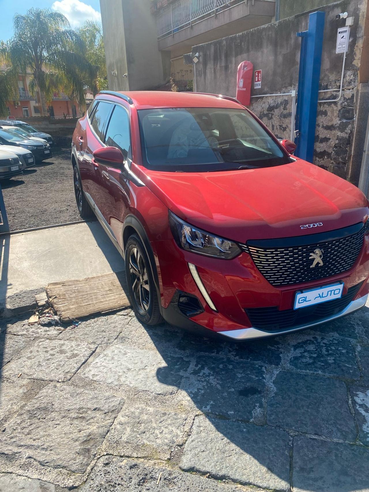 Peugeot 2008 PureTech 130 S&S Allure Navi Pack