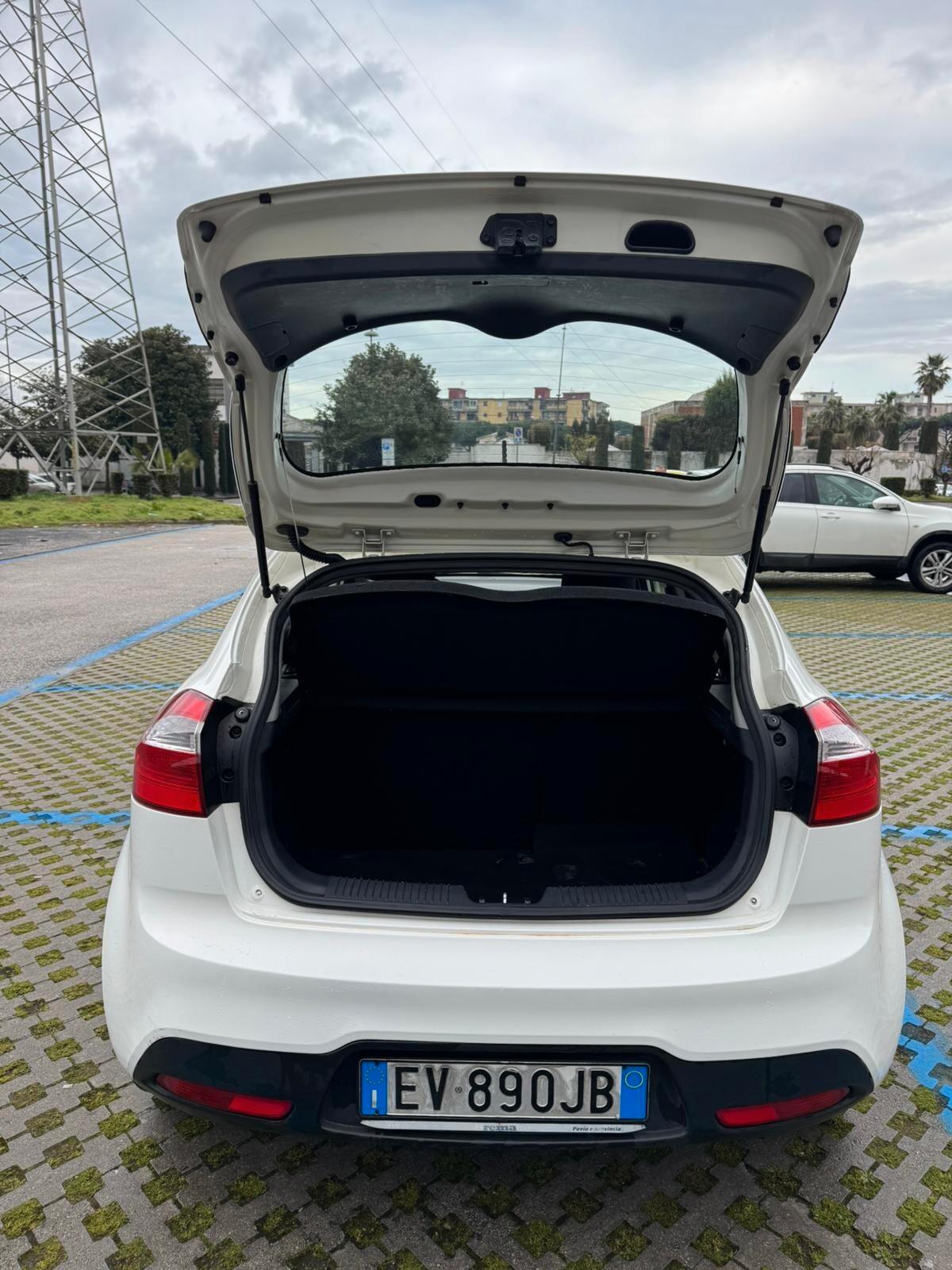 Kia Rio 1.1 CRDi 5p. Active ANNO 2014