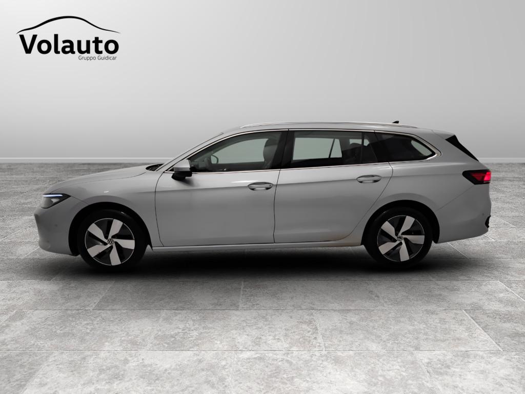 VOLKSWAGEN Passat IX 2024 - Passat 2.0 tdi scr Business 150cv dsg