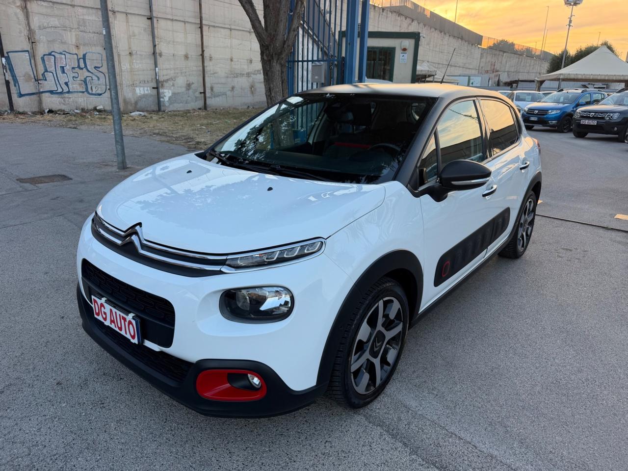 Citroen C3 1.5 diesel 102 cv 2019 navig Retrocamera