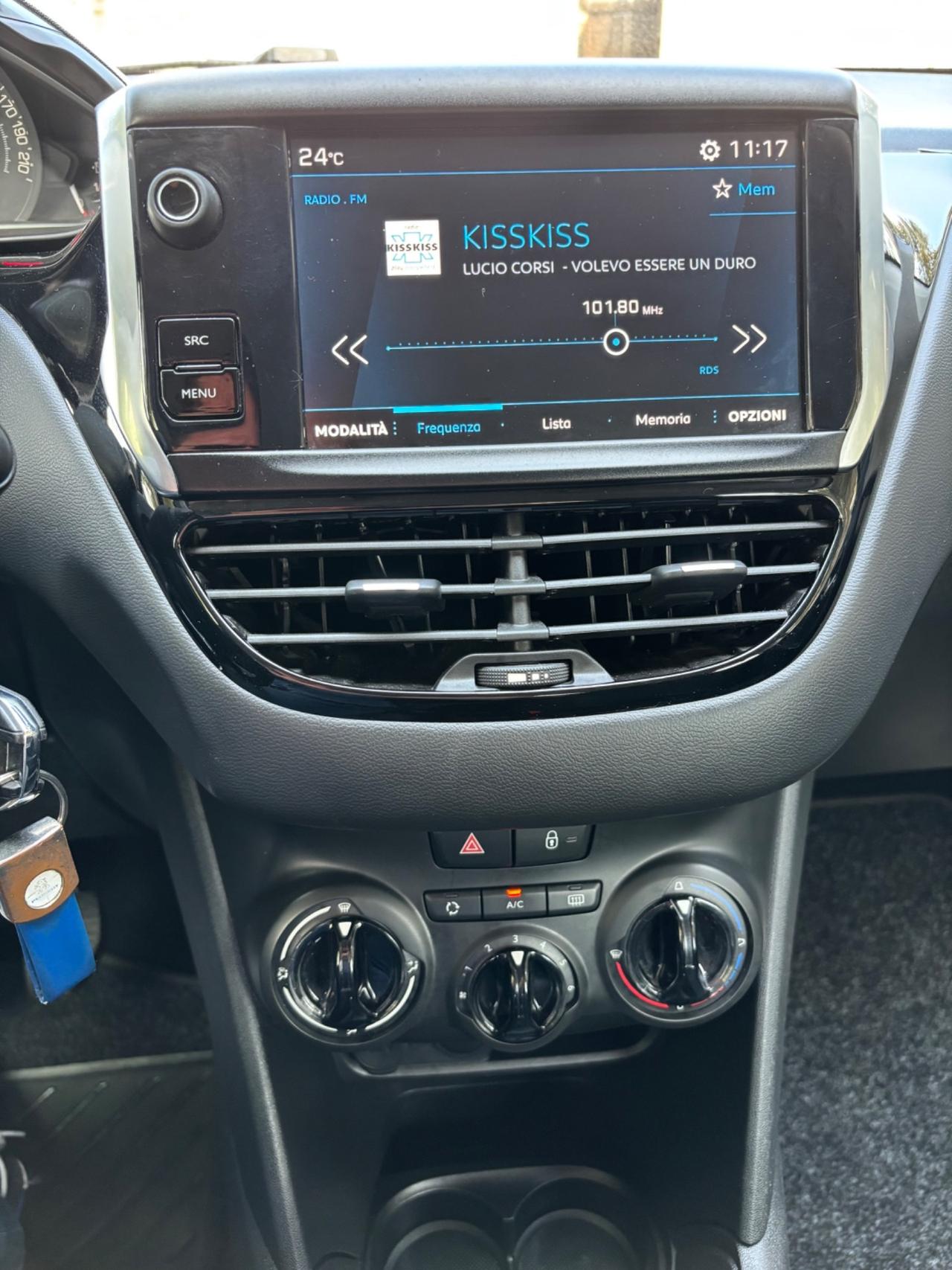 Peugeot 208 PureTech 82 5 porte Allure