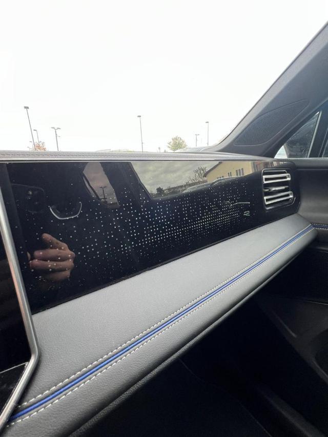 VOLKSWAGEN Tiguan 2.0 TDI 150 CV SCR DSG R-Line FARI MATRIX