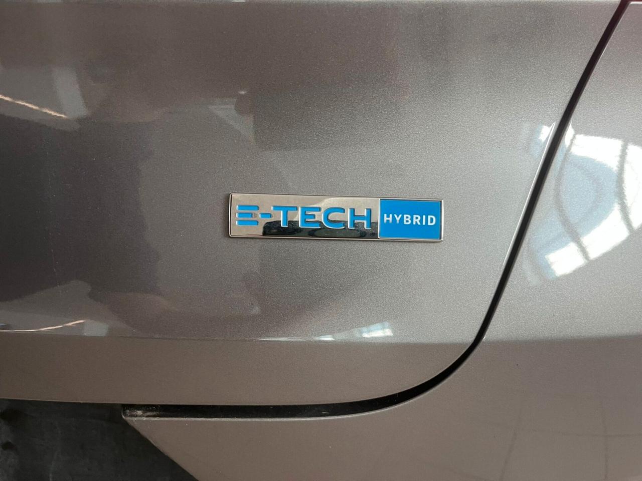 Renault Captur Full Hybrid E-Tech 145 CV Business - 695