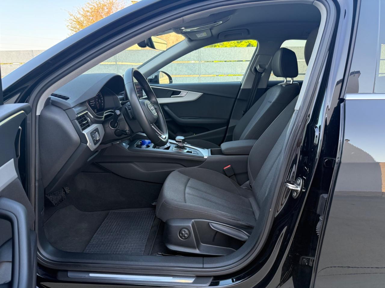 Audi A4 Avant TDI SPORT MATRIX