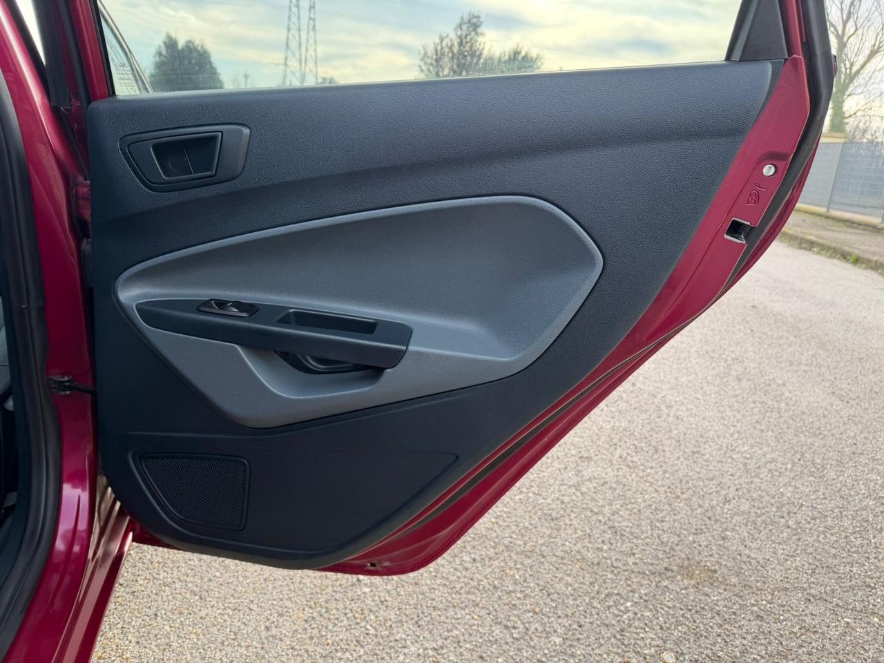 Ford Fiesta 1.2 82 CV 5 porte Titanium