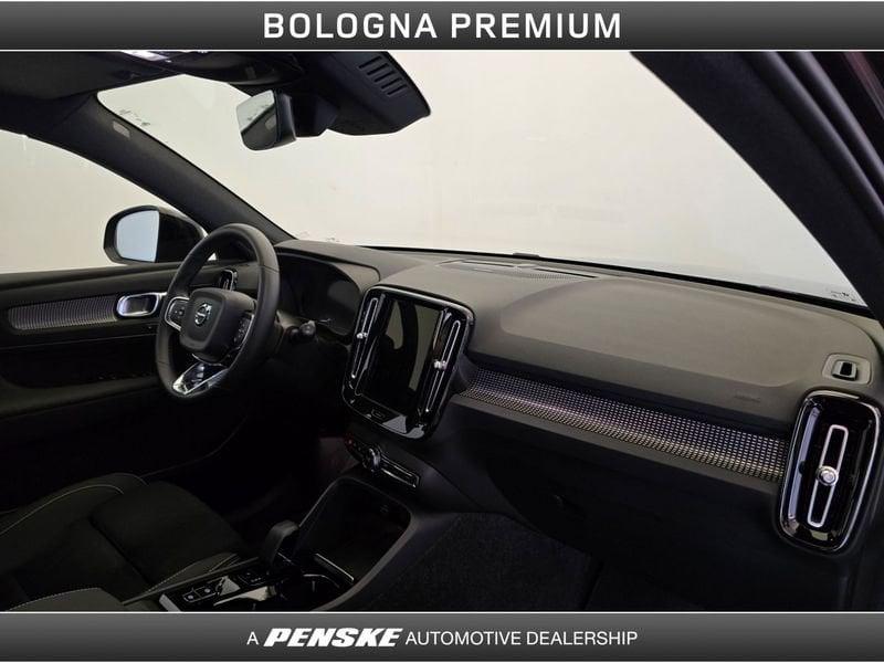 Volvo XC40 B3 automatico Ultra Black Edition