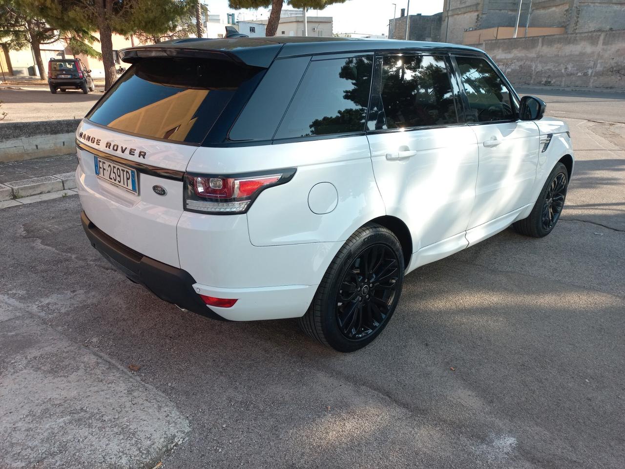 Land Rover Range Rover Sport 3.0 TDV6 SE KM 65000