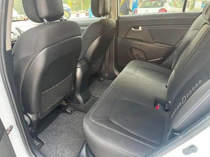 Kia Sportage 1.7 CRDI VGT 2WD Active