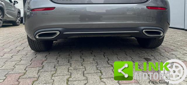 MERCEDES-BENZ A 200 Automatic 4Matic Sport