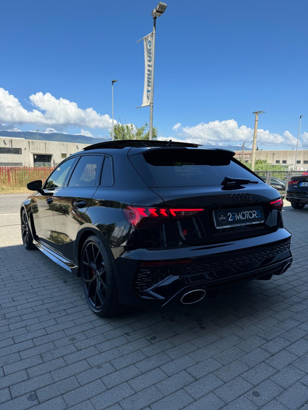 Audi RS3 Sportback 2.5 tfsi quattro s-tronic 400CV KM0