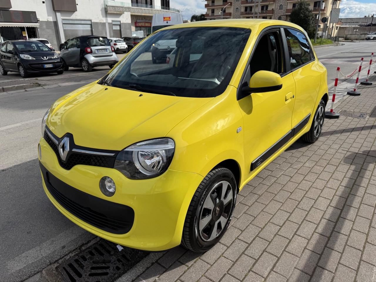 Renault Twingo 1.0 SCe Live 2014
