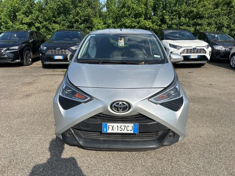 Toyota Aygo 1.0 VVT-i 72 CV 5 porte x-play MMT IVA ESPOSTA COMPRESA INCIDENTATA