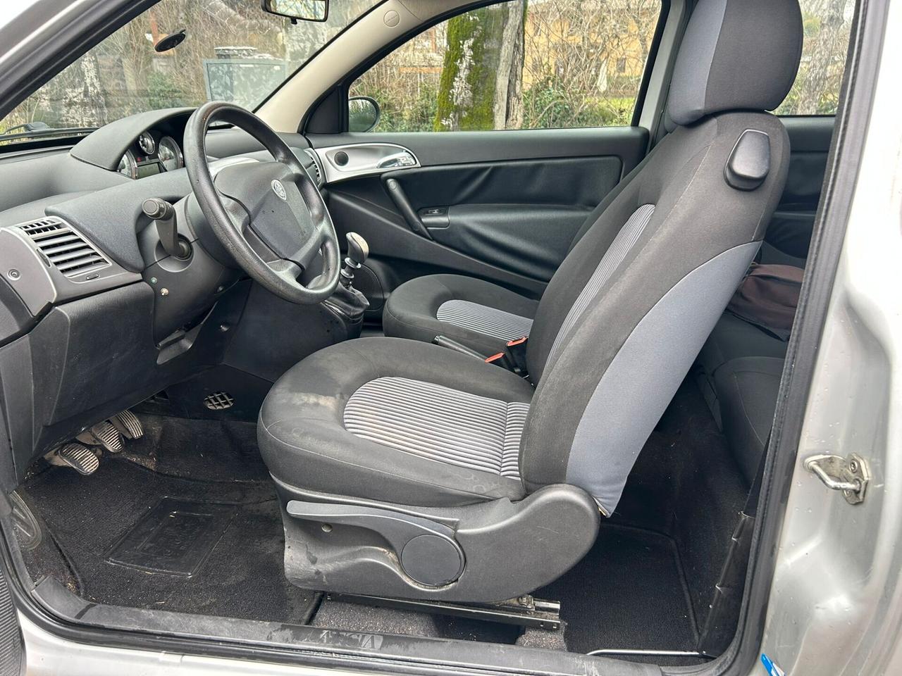 Lancia Ypsilon 1.2 cc GPL 2031 unica proprietaria pari al nuovo perfetta