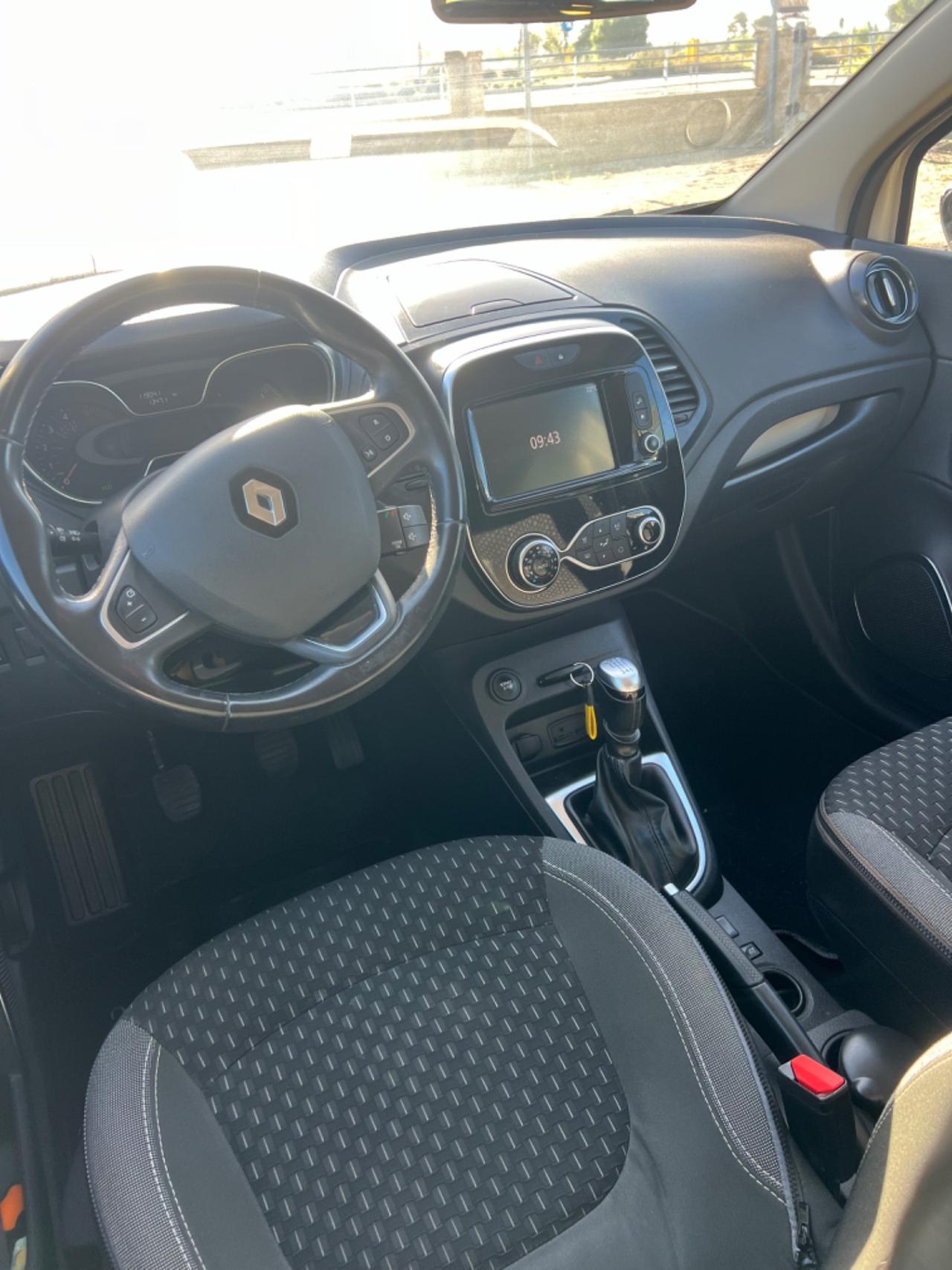 Renault Captur dCi 8V 110 CV Start&Stop Energy Sport Edition2