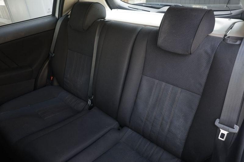 Alfa Romeo 147 Alfa Romeo 147 5p 1.6 ts 16v BlackLine 105cv ANNO 2005
