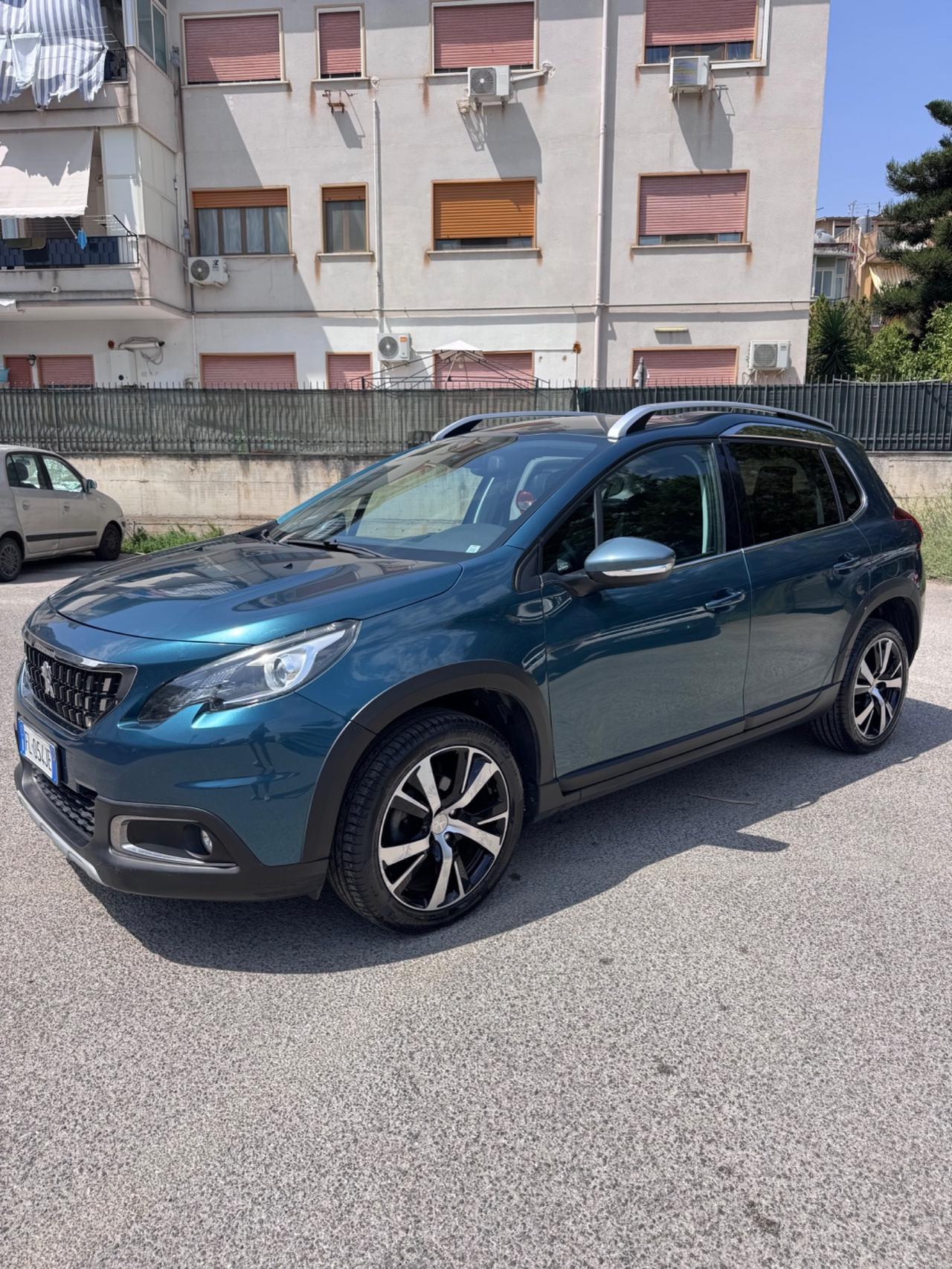 Peugeot 2008 BlueHDi 100 Allure
