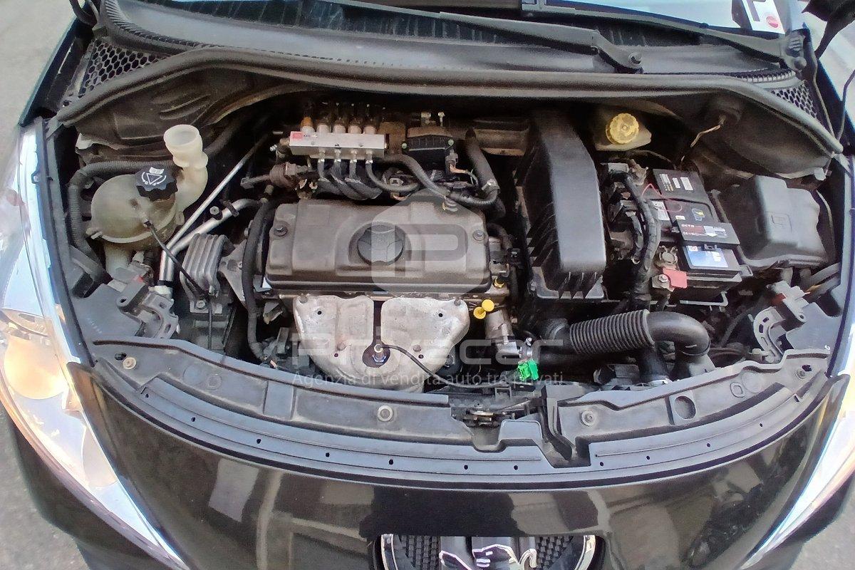 PEUGEOT 207 1.4 8V 75CV 5p. X Line ECO GPL