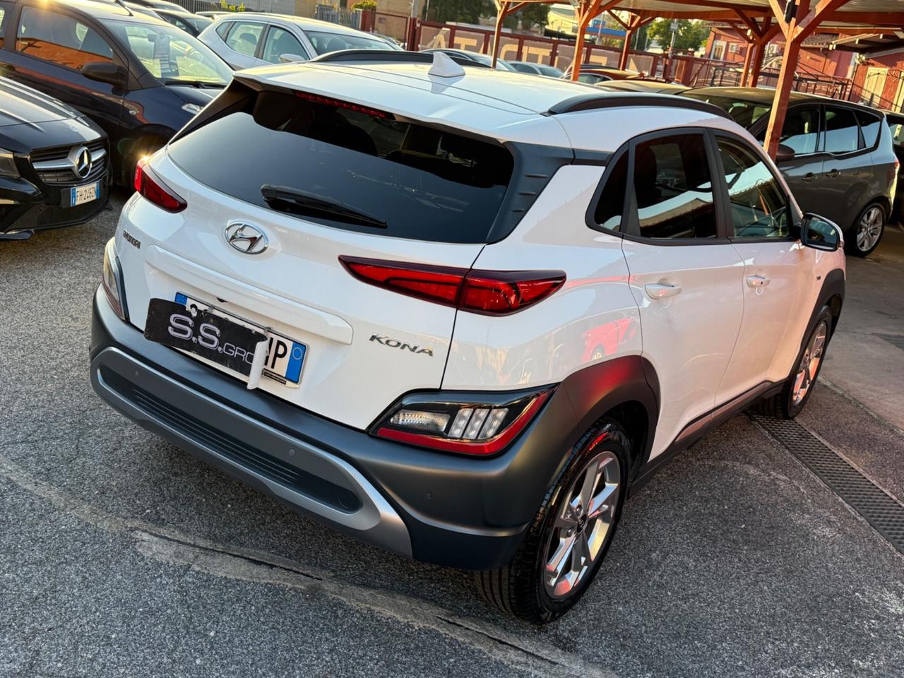 Kona HEV 1..0 XLine 120 CV -unipro-rate-