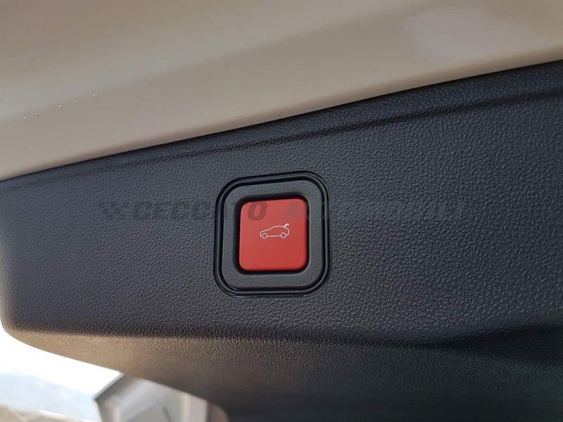 Jeep Avenger Avenger 1.2 turbo e-hybrid Altitude fwd 100cv edct6