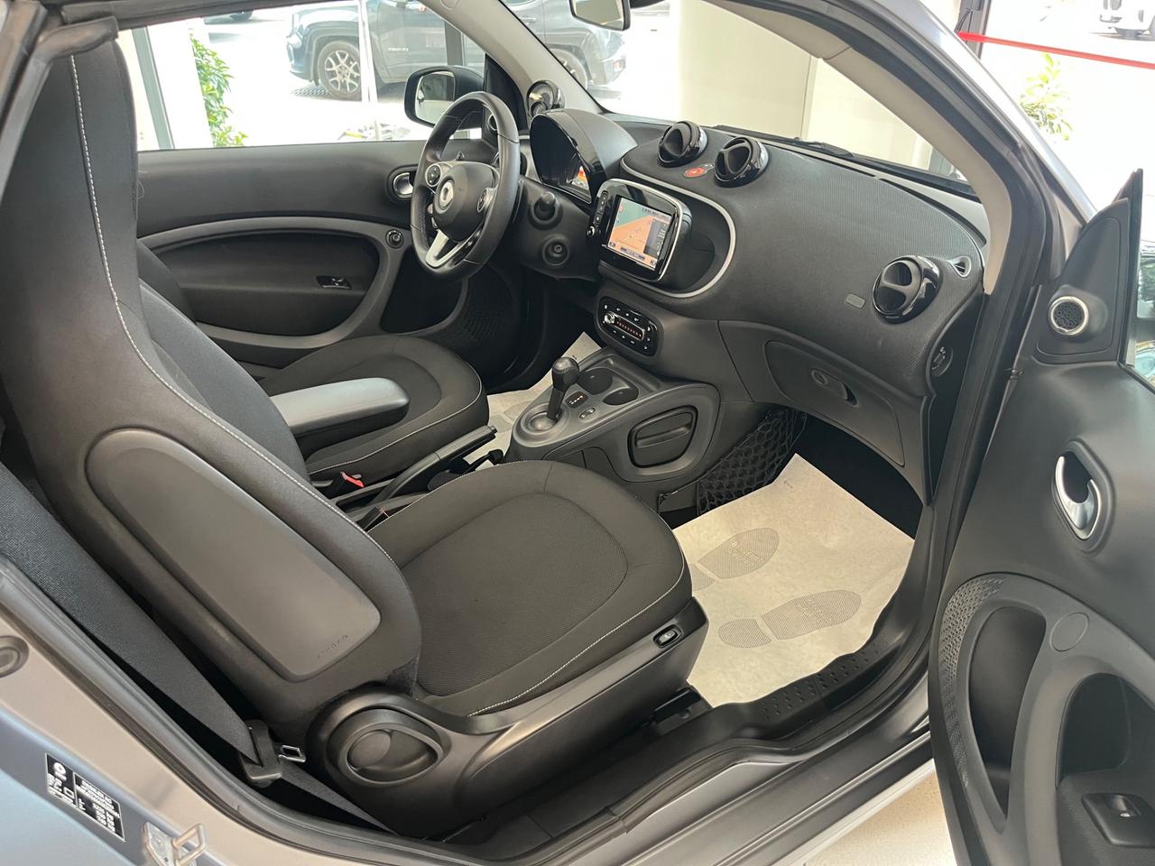 Smart 90cv Turbo cabrio Led/navi IVA ESPOSTA!!