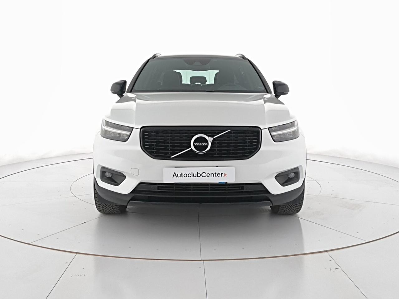 Volvo XC40 2.0 d4 R-design awd