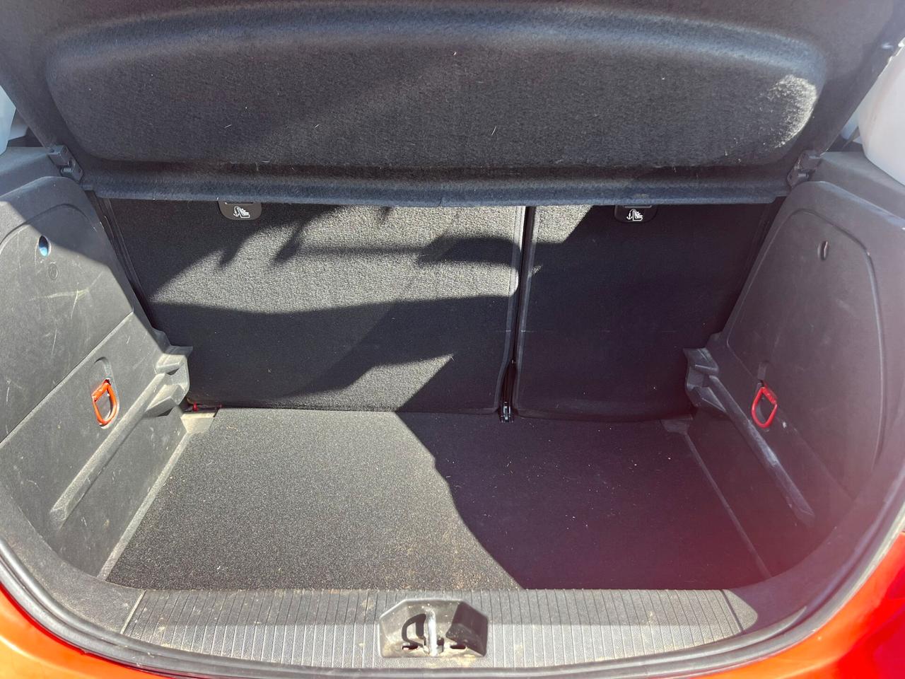 Opel Corsa 1.4 90CV GPL Tech 5 porte b-Color