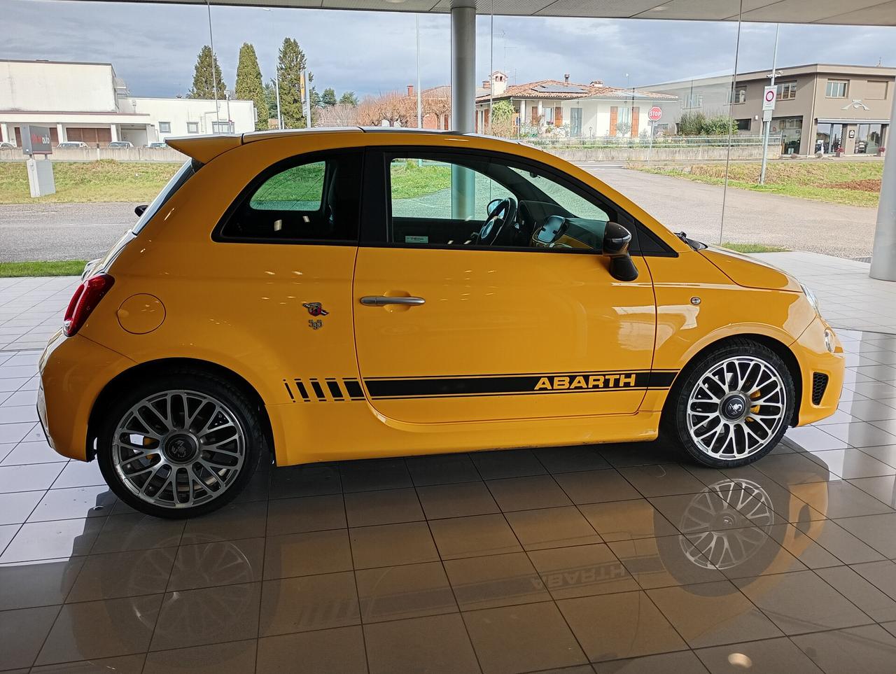 Abarth 595 1.4 Turbo T-Jet 145 CV