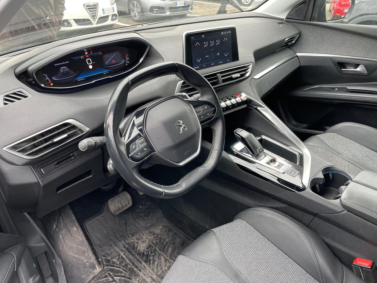 Peugeot 5008 1.5 BlueHDi 130 EAT8 Allure-LED-NAVIGATORE-RETROCAMERA