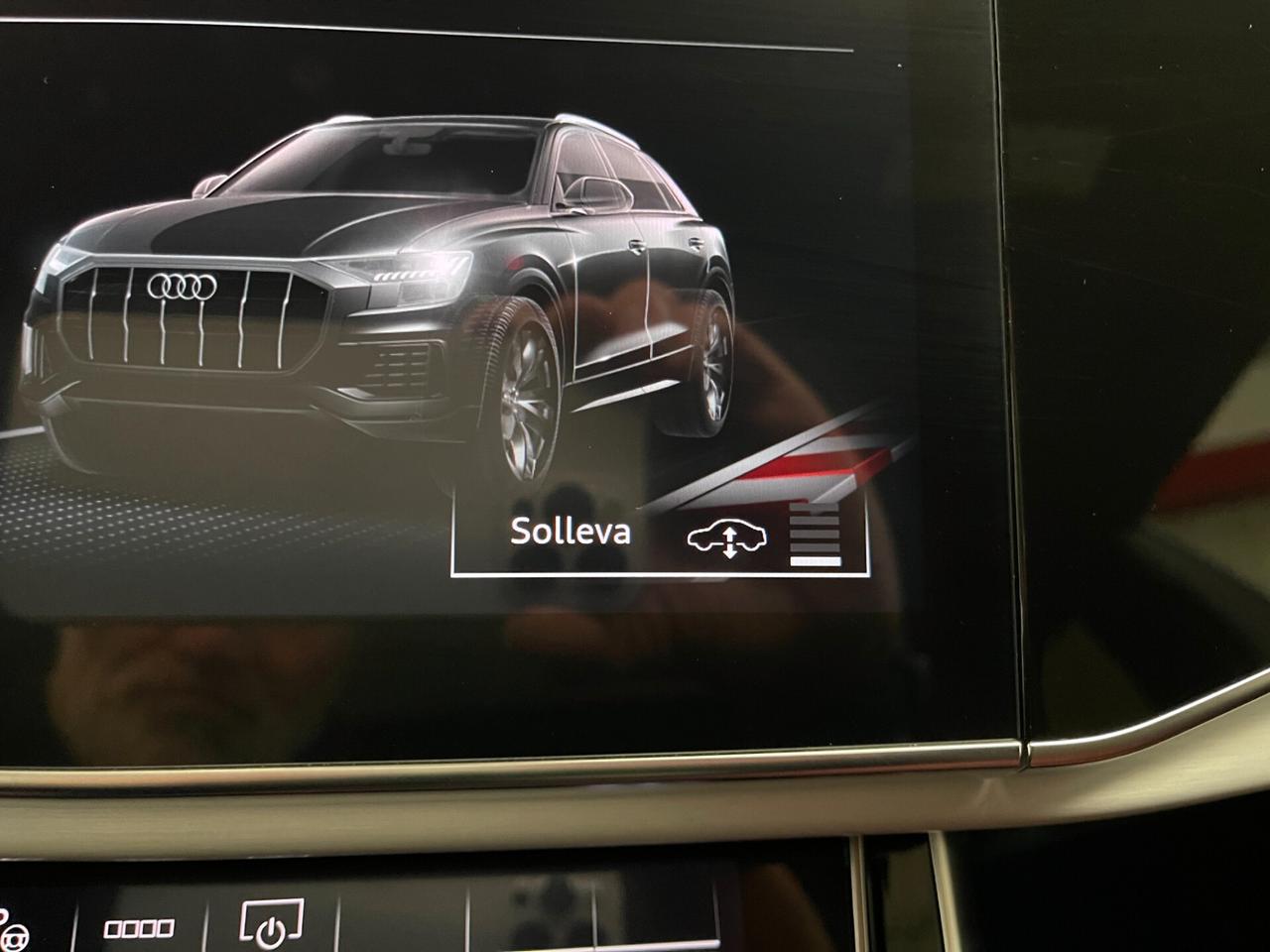 Audi Q8 SQ8 4.0 TFSI 507cv quattro Tiptronic-LEGGI SOTTO