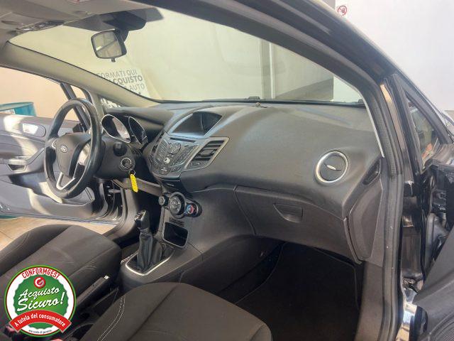 FORD Fiesta 1.2 60CV 5 porte Titanium - PER NEOPATENTATO