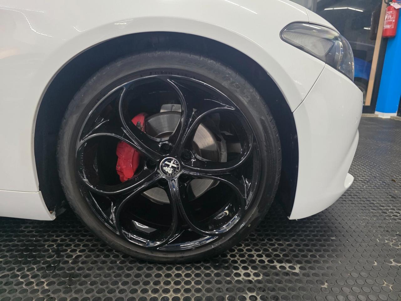 Alfa Romeo Giulia 2.2 Turbodiesel 150 CV AT8 Business