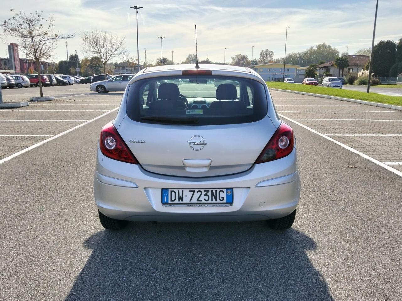 Opel Corsa 1.2 82Cv 3 Porte*Aux*Neopatentati