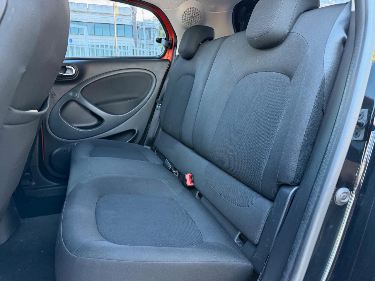 Smart ForFour 70 1.0 Passion Cabrio LED NAVI