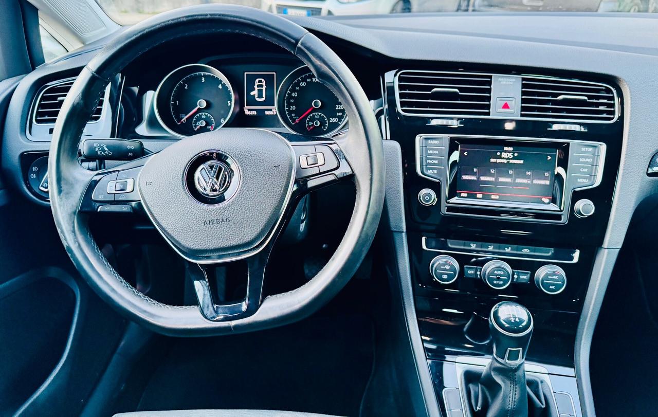 Volkswagen Golf 1.6 TDI 5p. Highline BlueMotion