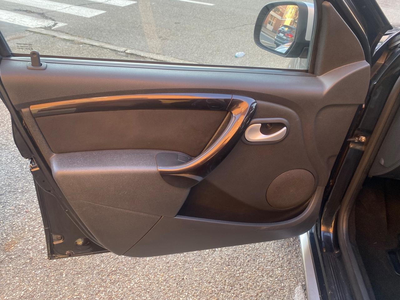 Dacia Duster 1.6 110CV 4x2 Ambiance NEOPATENTATI!!!